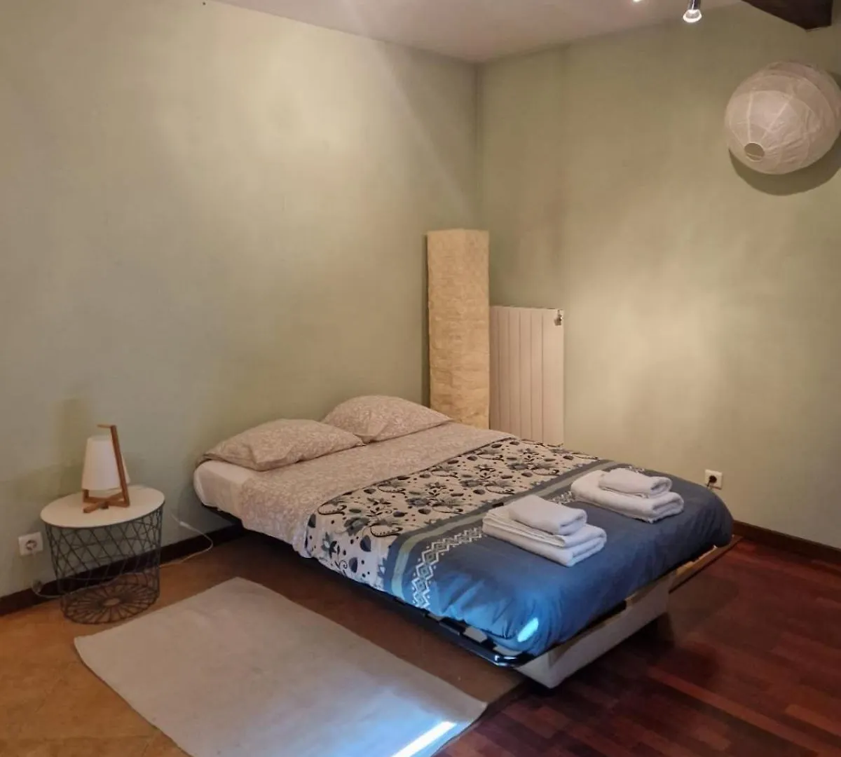 Casa de Férias Maison Avec Jardin Pour 8 Pers- Avignon Vila